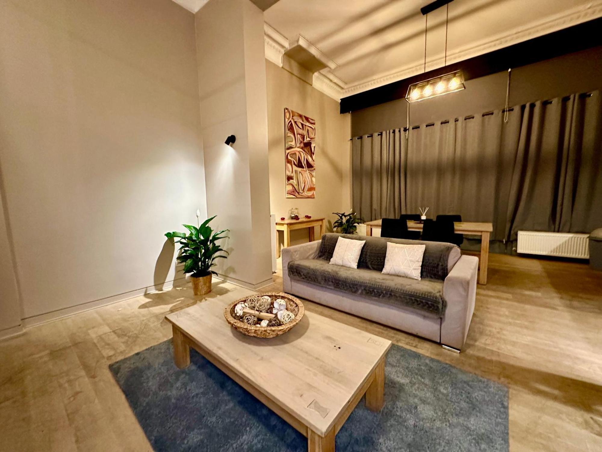 Luxury Suites Castel By Rikas Hotels Антверпен Екстер'єр фото